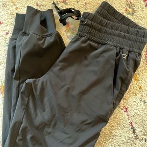Gap Fit nylon joggers XS